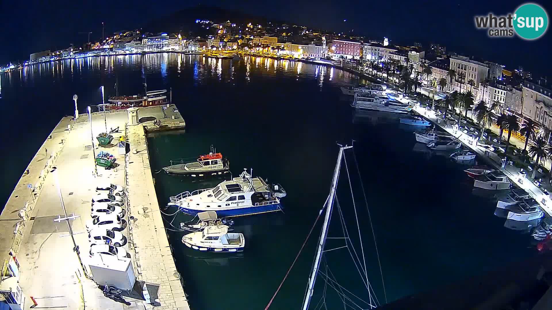 Kamera v živo Split  riva in pristanišče