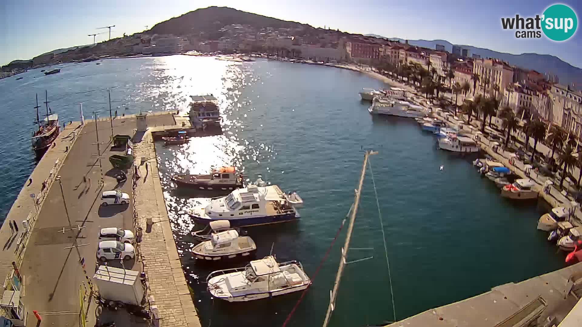 Kamera v živo Split  riva in pristanišče
