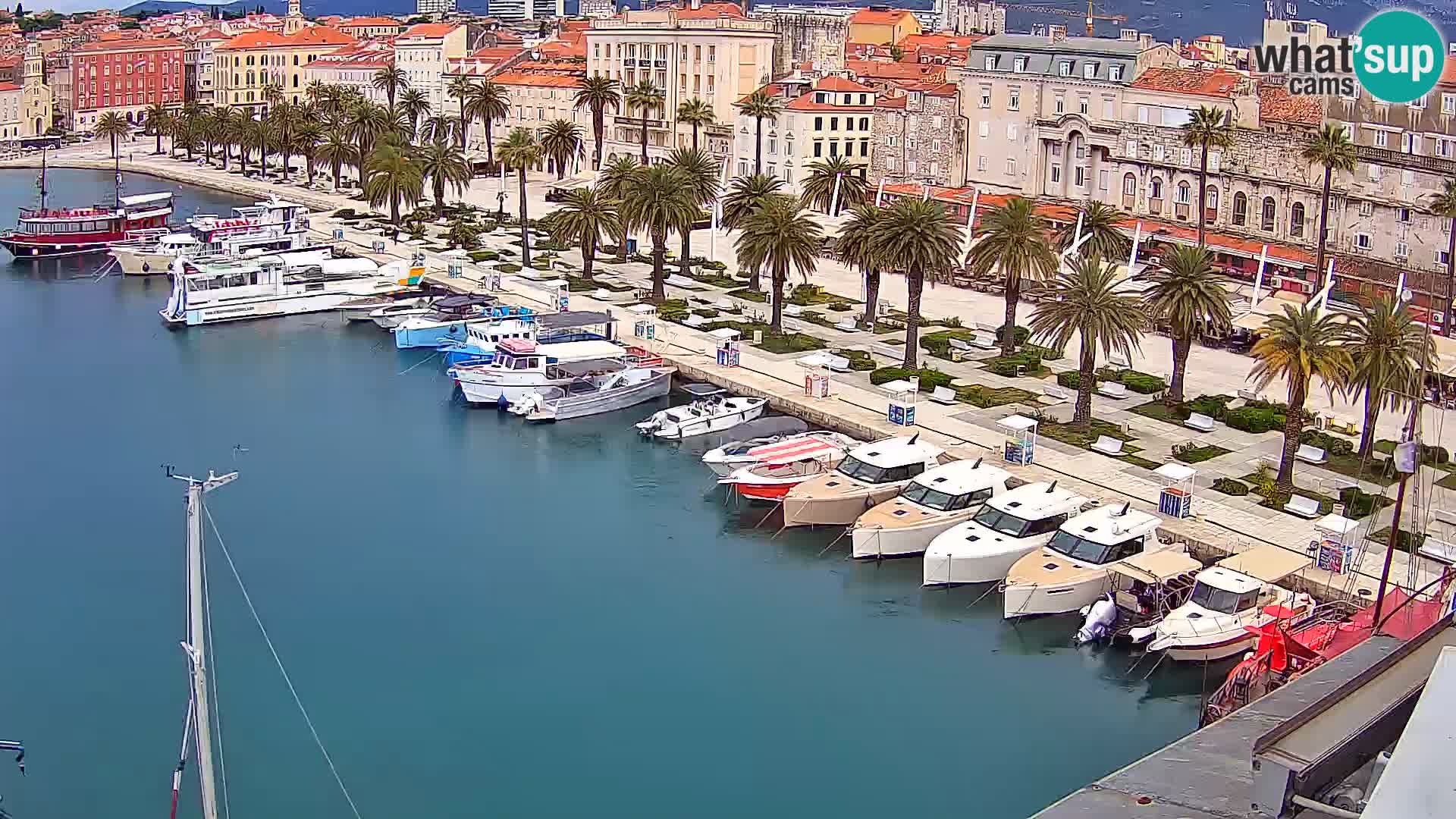 Kamera v živo Split  riva in pristanišče