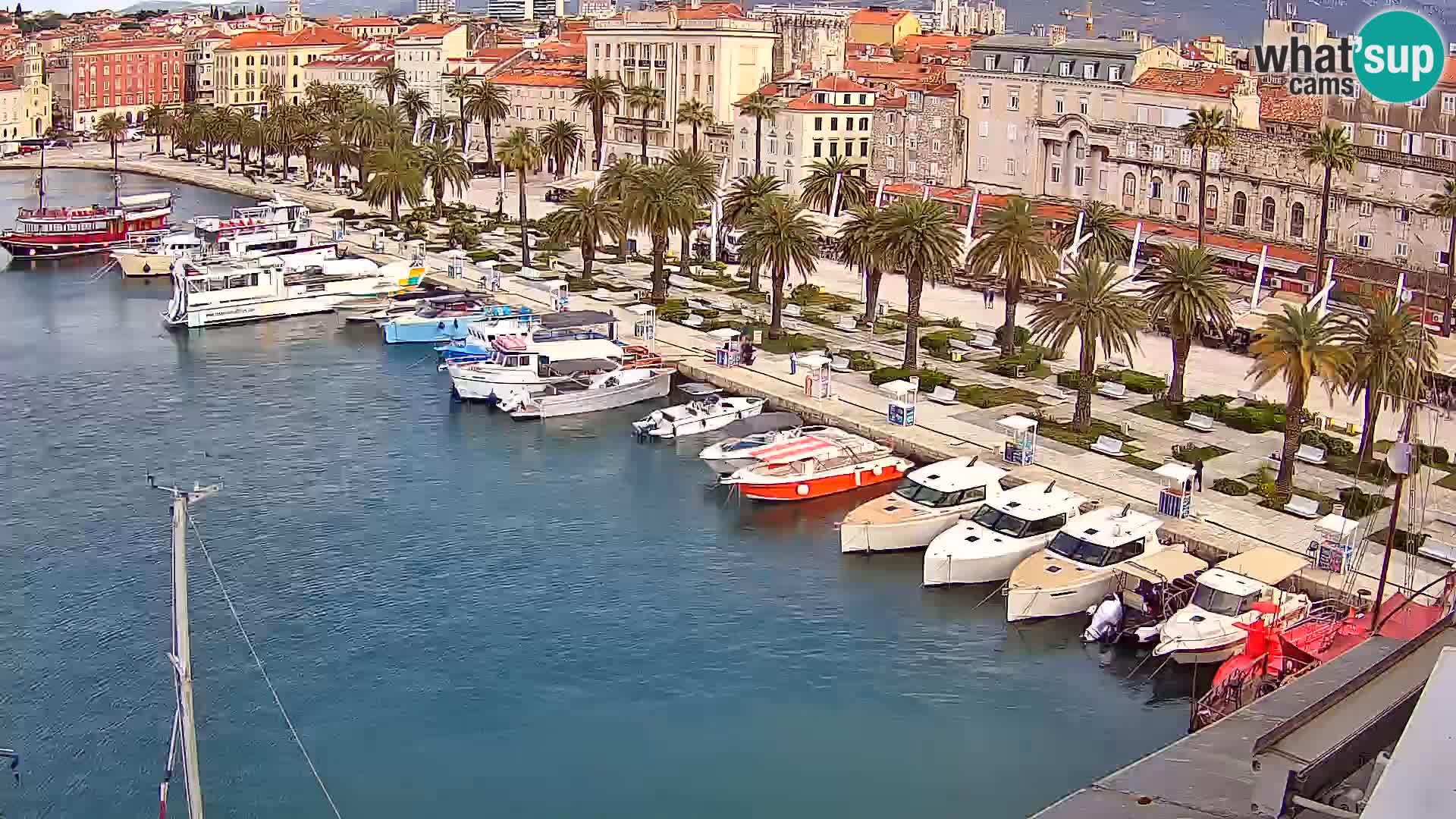Kamera v živo Split  riva in pristanišče