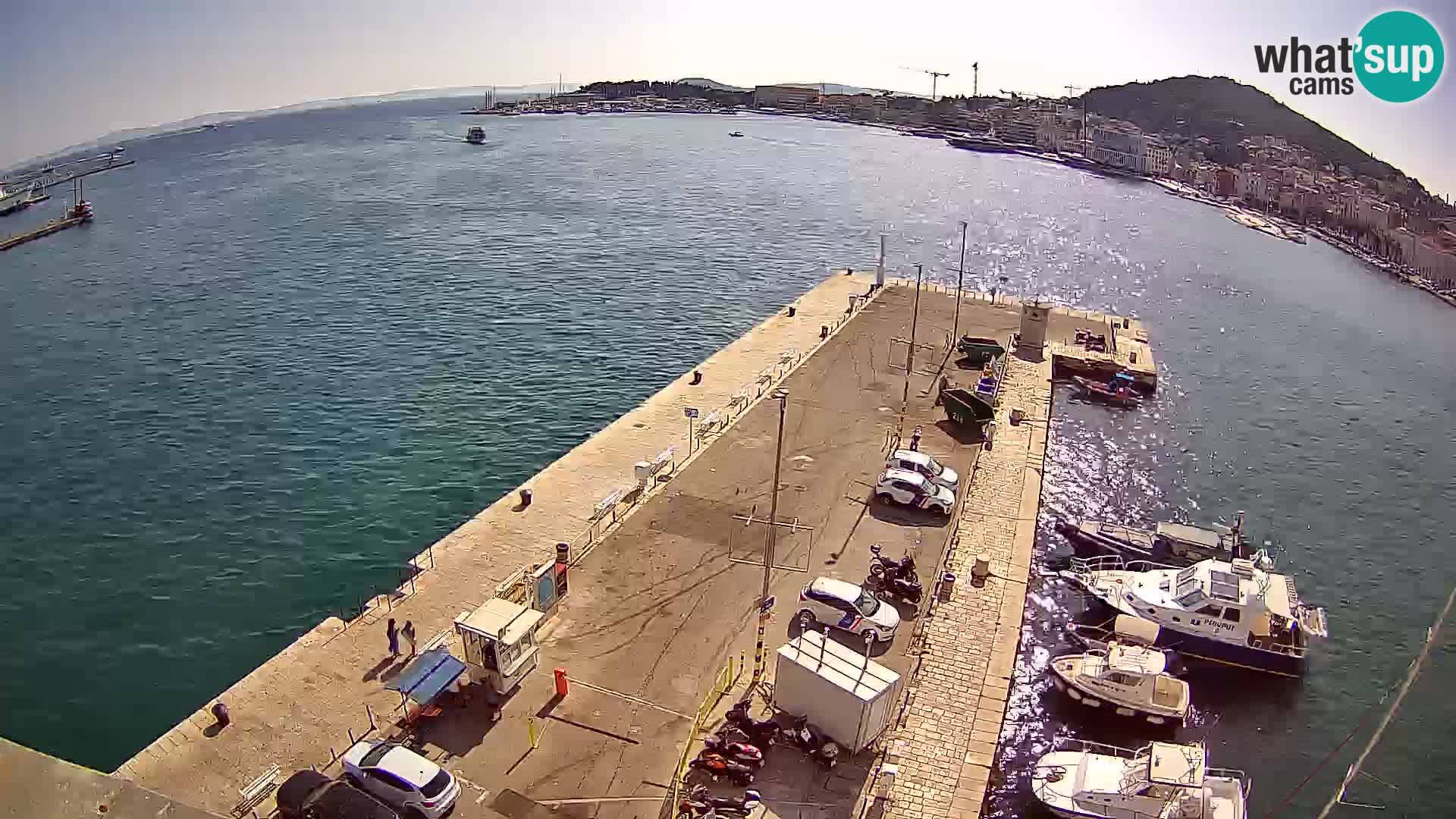 Kamera v živo Split  riva in pristanišče