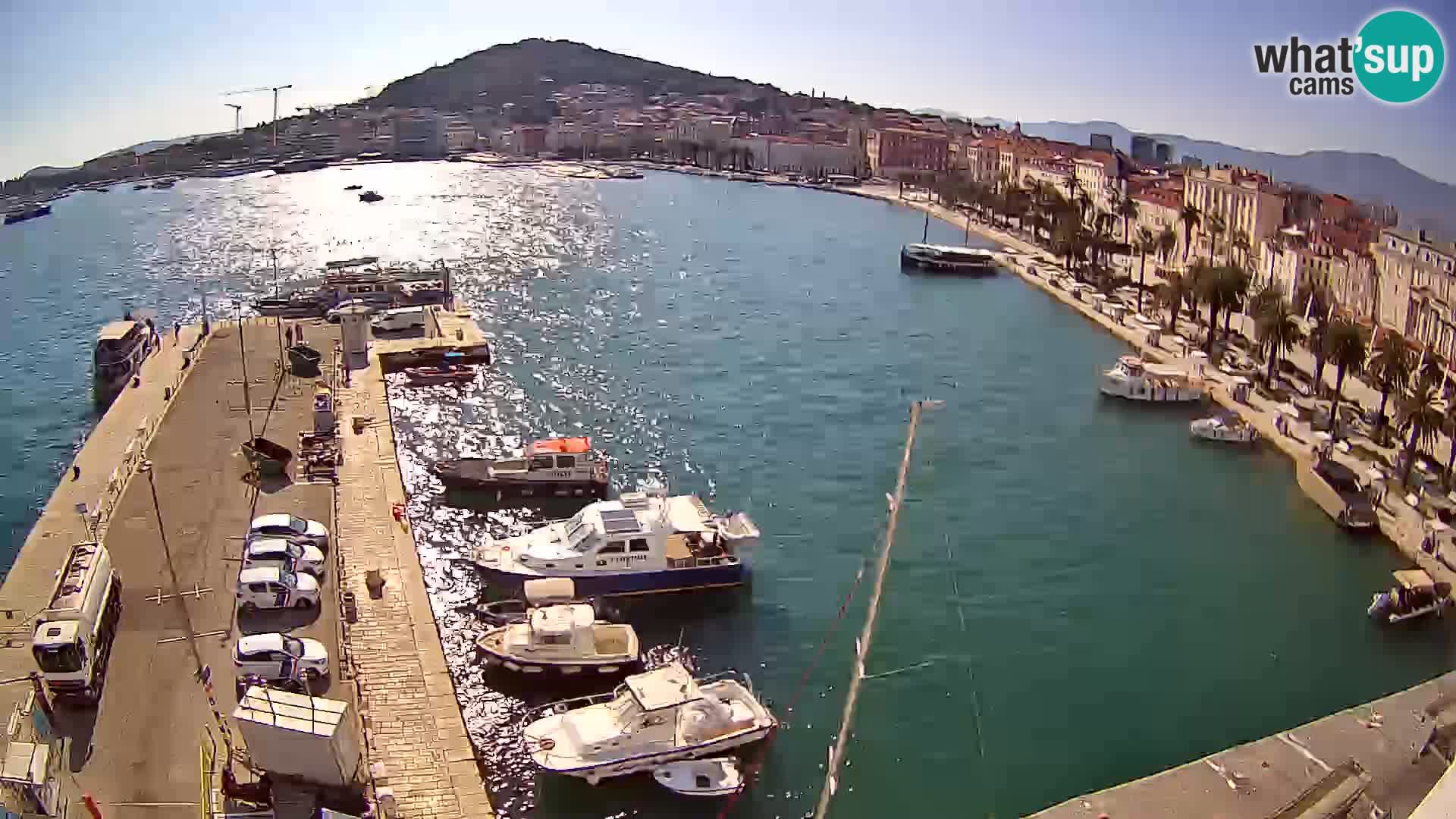 Kamera v živo Split  riva in pristanišče