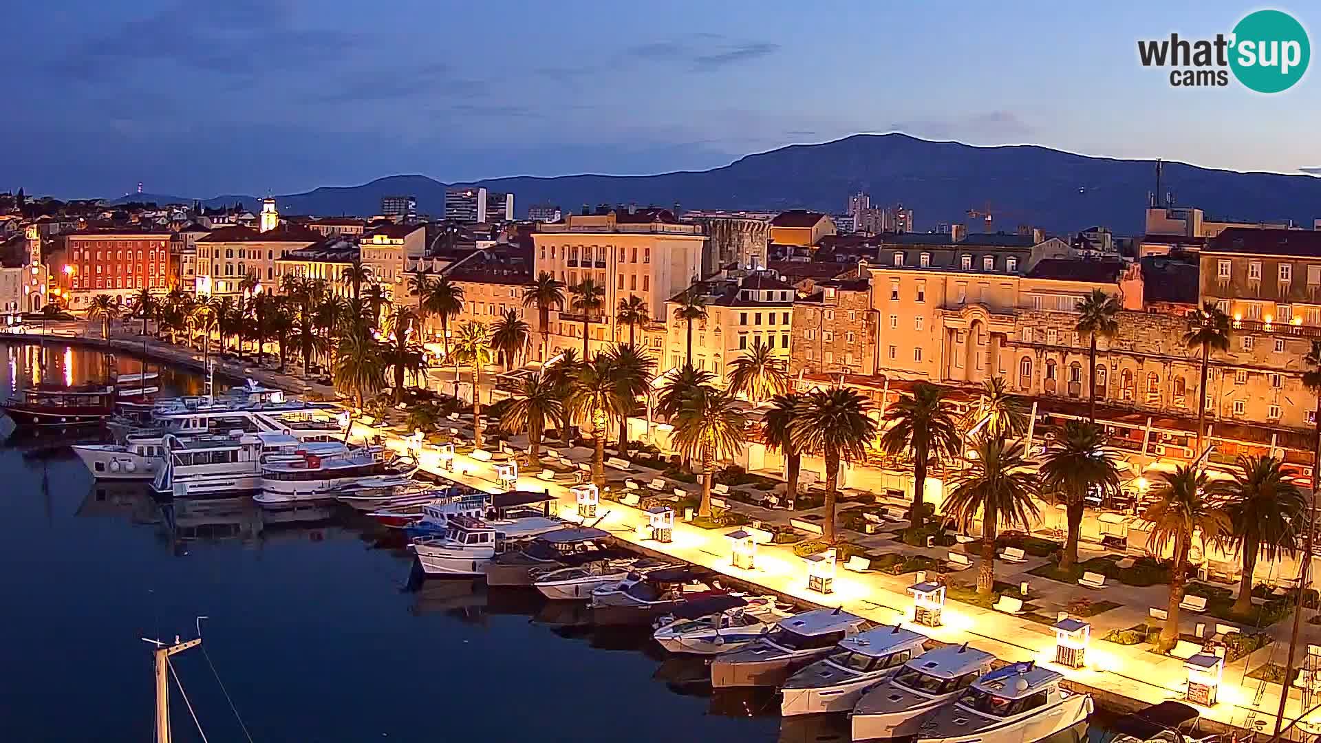 Split livecam panorama
