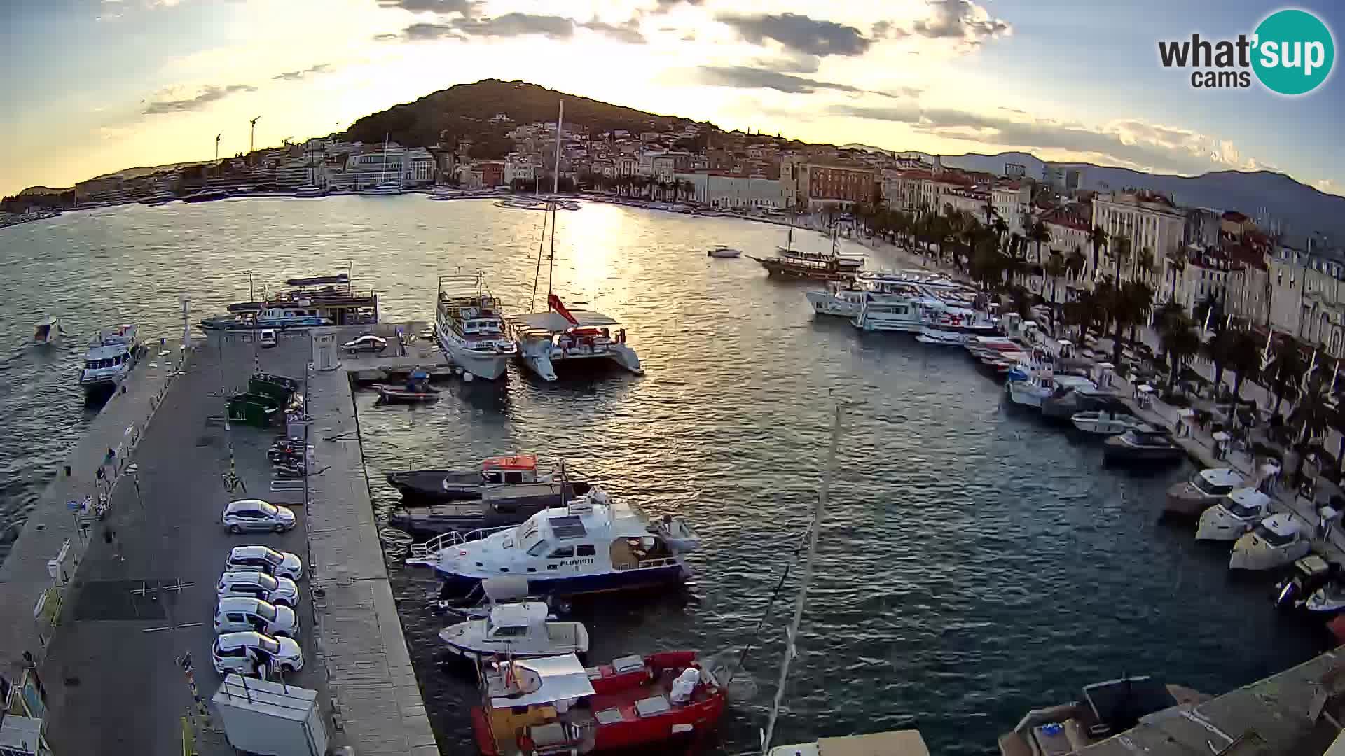 Kamera v živo Split  riva in pristanišče