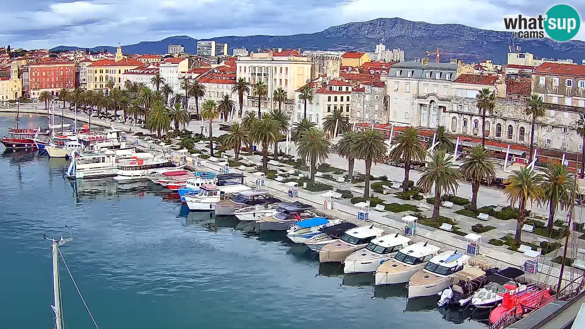 Kamera v živo Split  riva in pristanišče