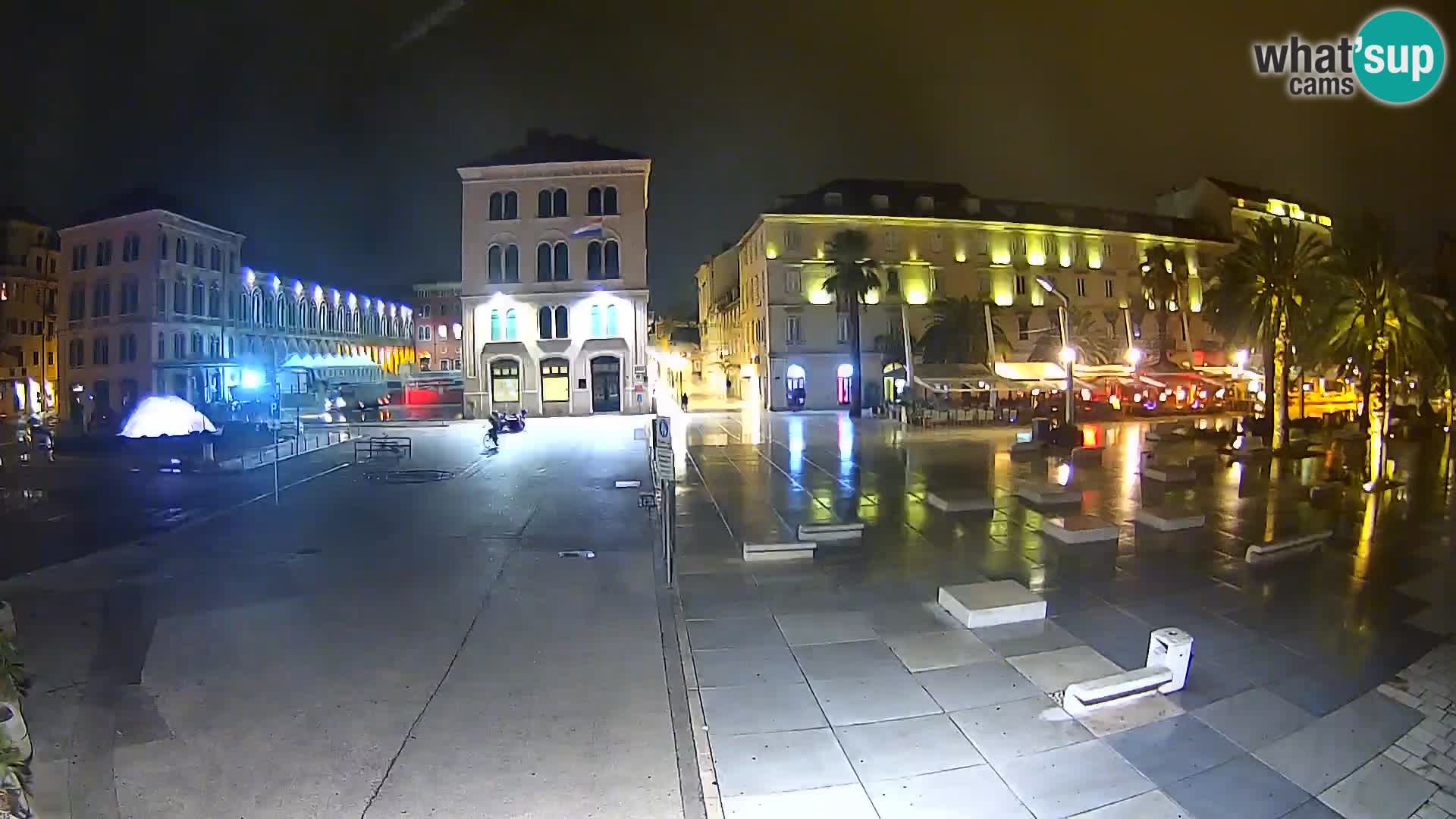 Webcam Split Riva – Prokurative | Trg Republike