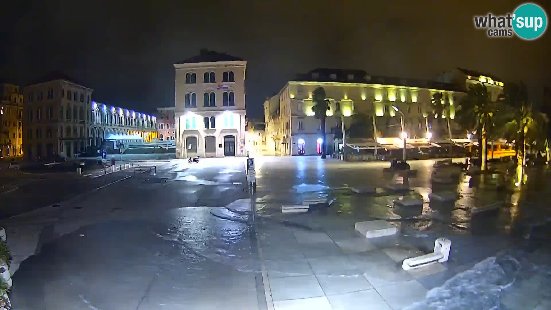 Webcam Split Riva – Prokurative | Trg Republike