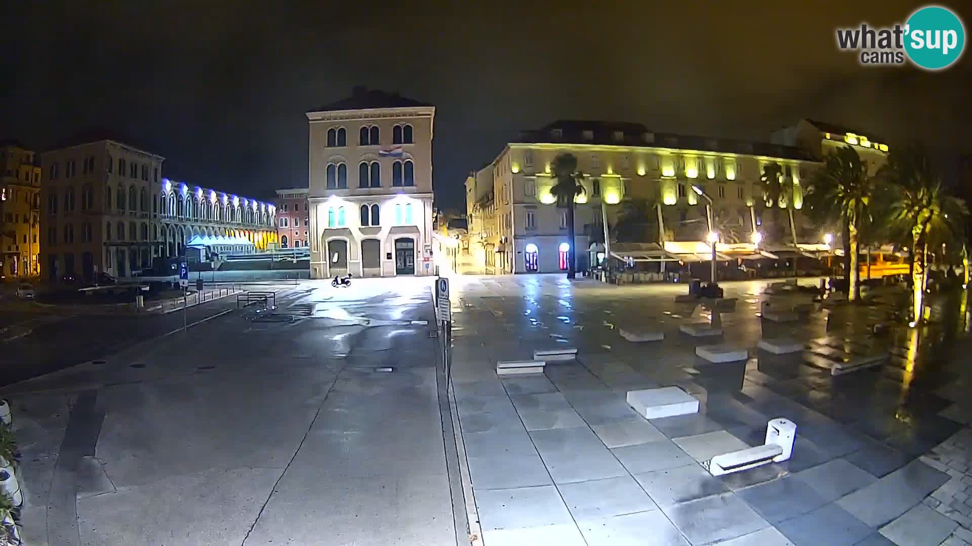 Webcam Split Riva – Prokurative | Trg Republike