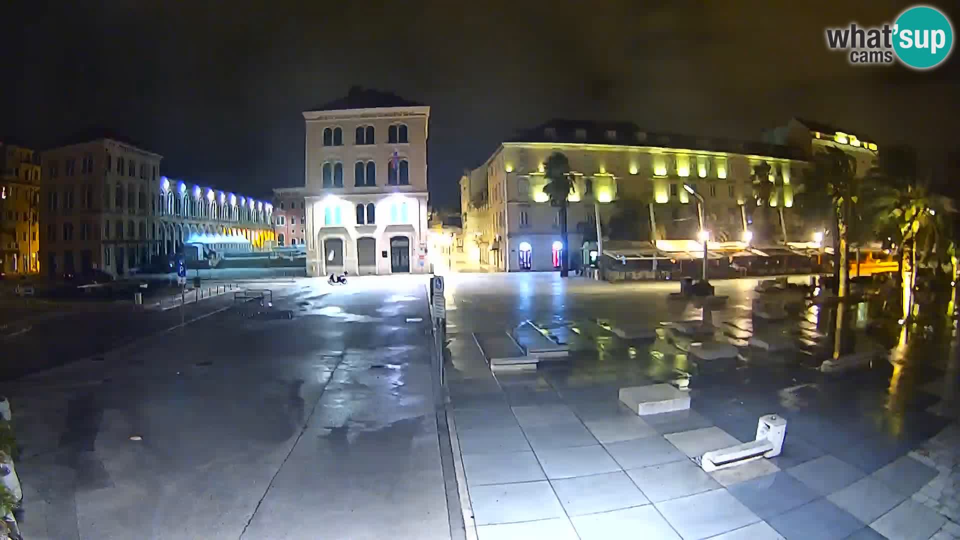 Webcam Split Riva – Prokurative | Trg Republike