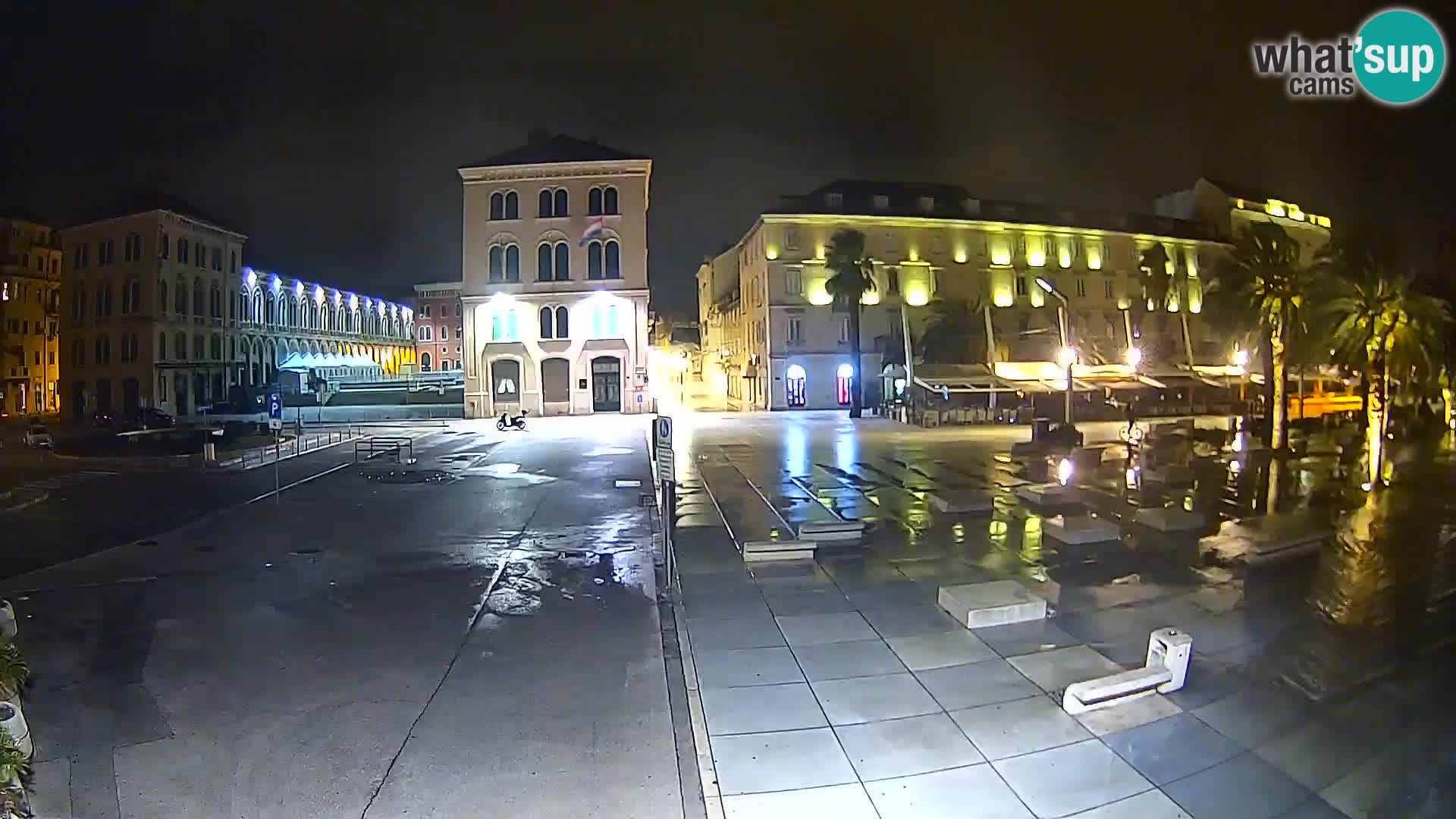 Webcam Split Riva – Prokurative | Trg Republike