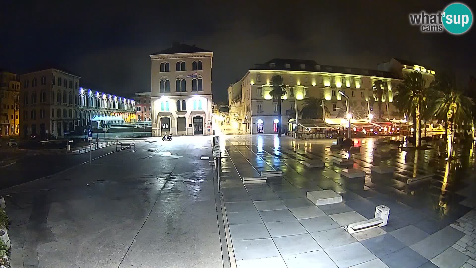 Webcam Split Riva – Prokurative | Trg Republike