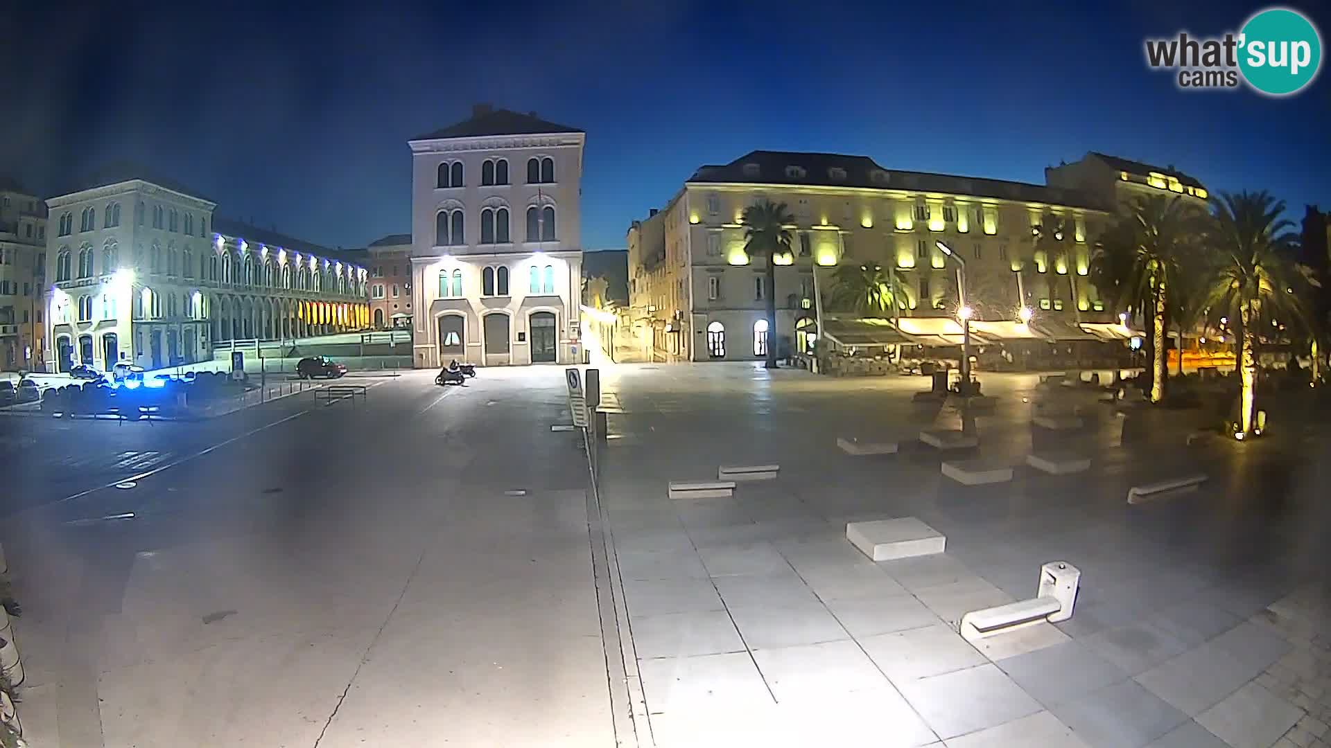 Webcam Split Riva – Prokurative | Trg Republike