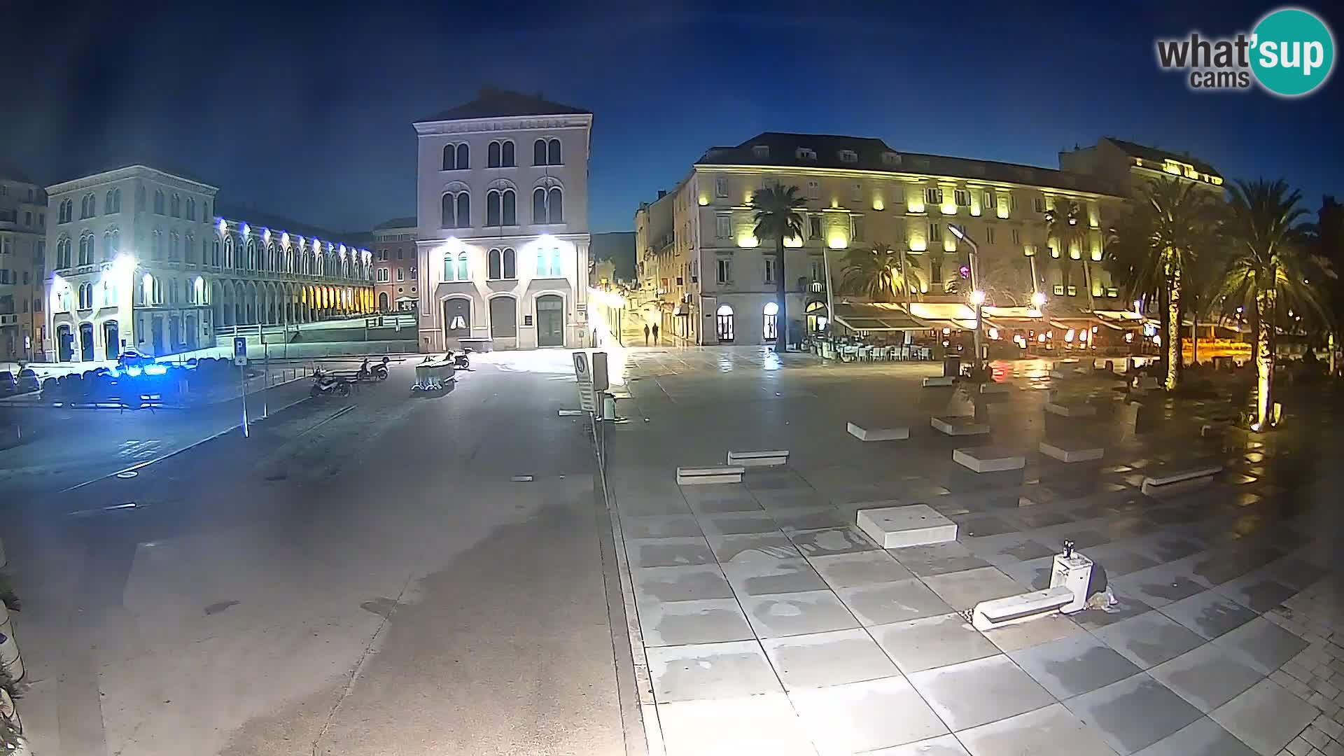 Webcam Split Riva – Prokurative | Trg Republike