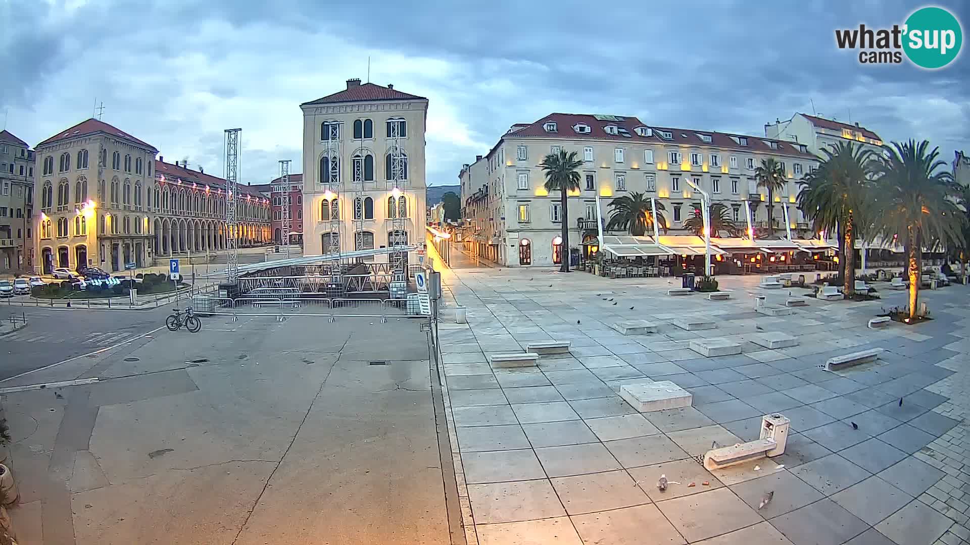 Webcam Split Riva – Prokurative | Trg Republike