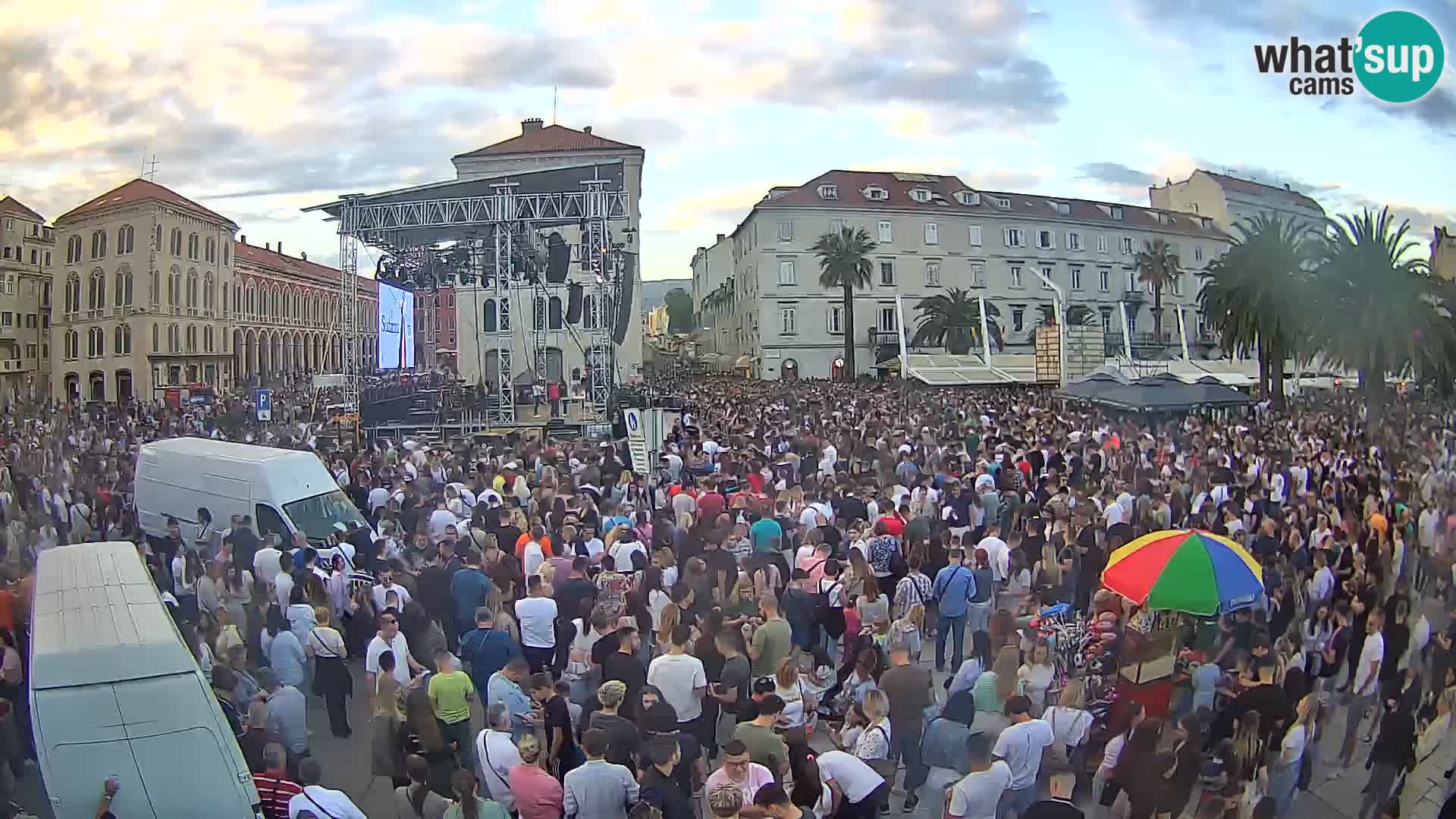 Webcam Split Riva – Prokurative | Trg Republike