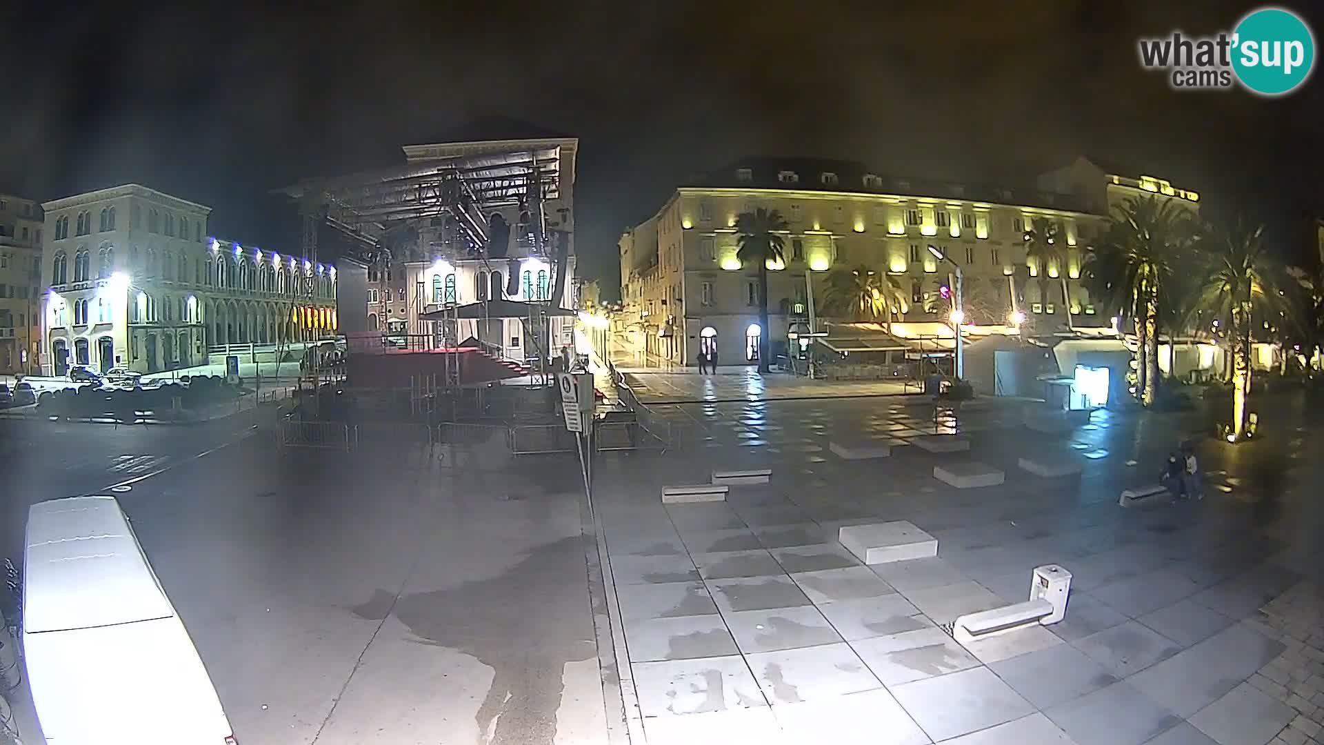 Webcam Split Riva – Prokurative | Trg Republike