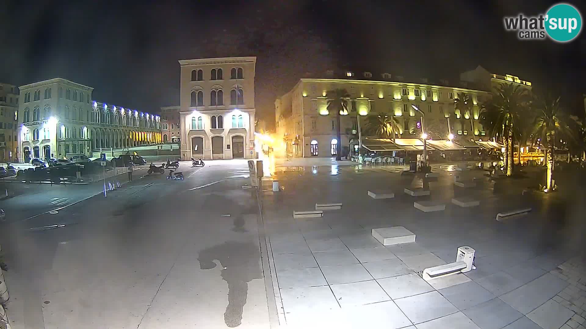 Webcam Split Riva – Prokurative | Trg Republike