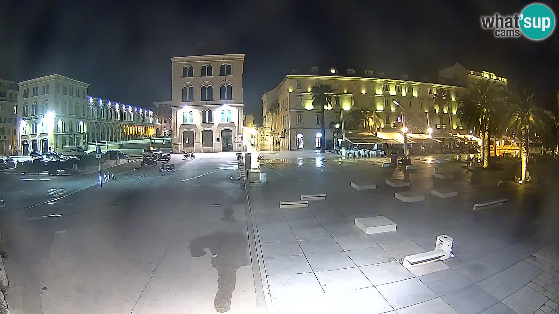 Webcam Split Riva – Prokurative | Trg Republike