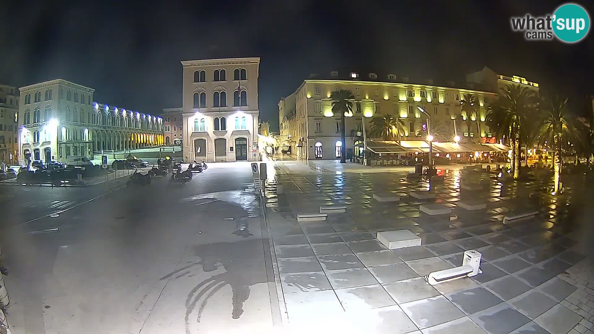 Webcam Split Riva – Prokurative | Trg Republike