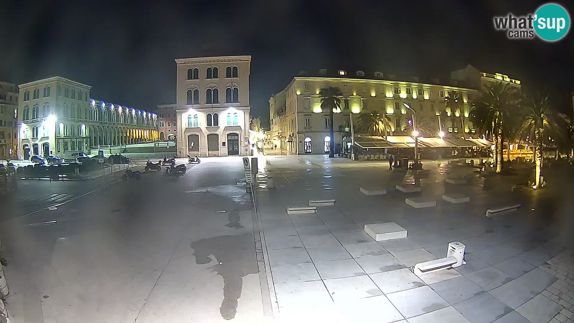 Webcam Split Riva – Prokurative | Trg Republike