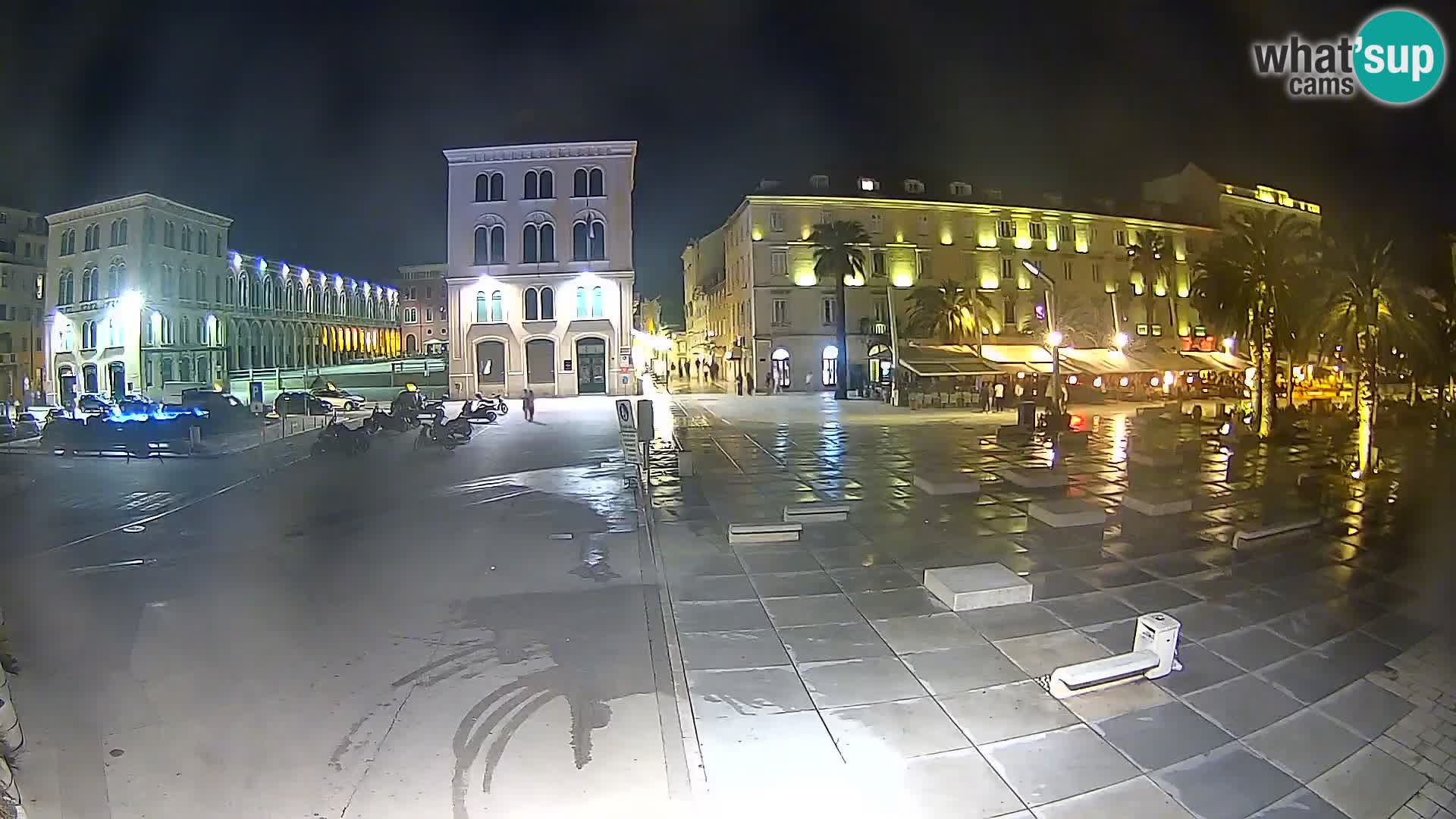 Webcam Split Riva – Prokurative | Trg Republike
