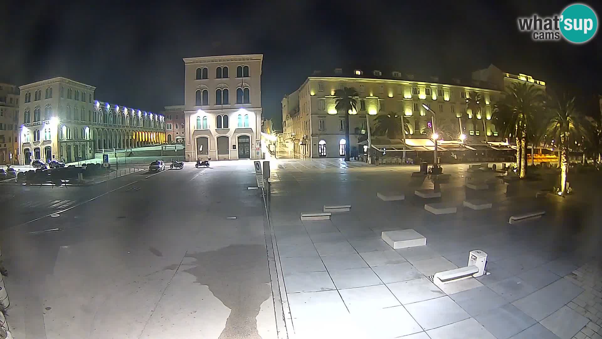 Webcam Split Riva – Prokurative | Trg Republike