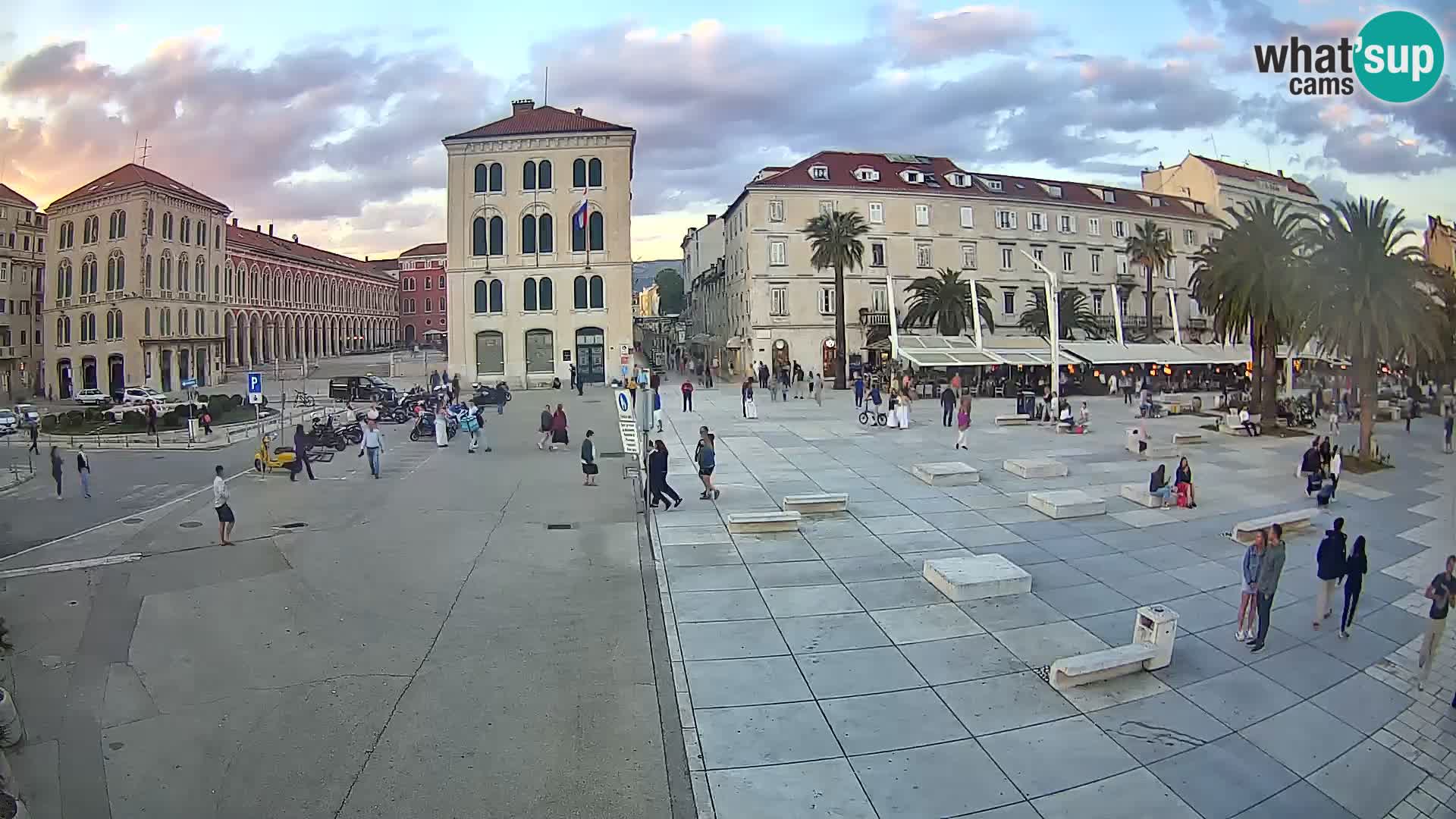 Webcam Split Riva – Prokurative | Trg Republike