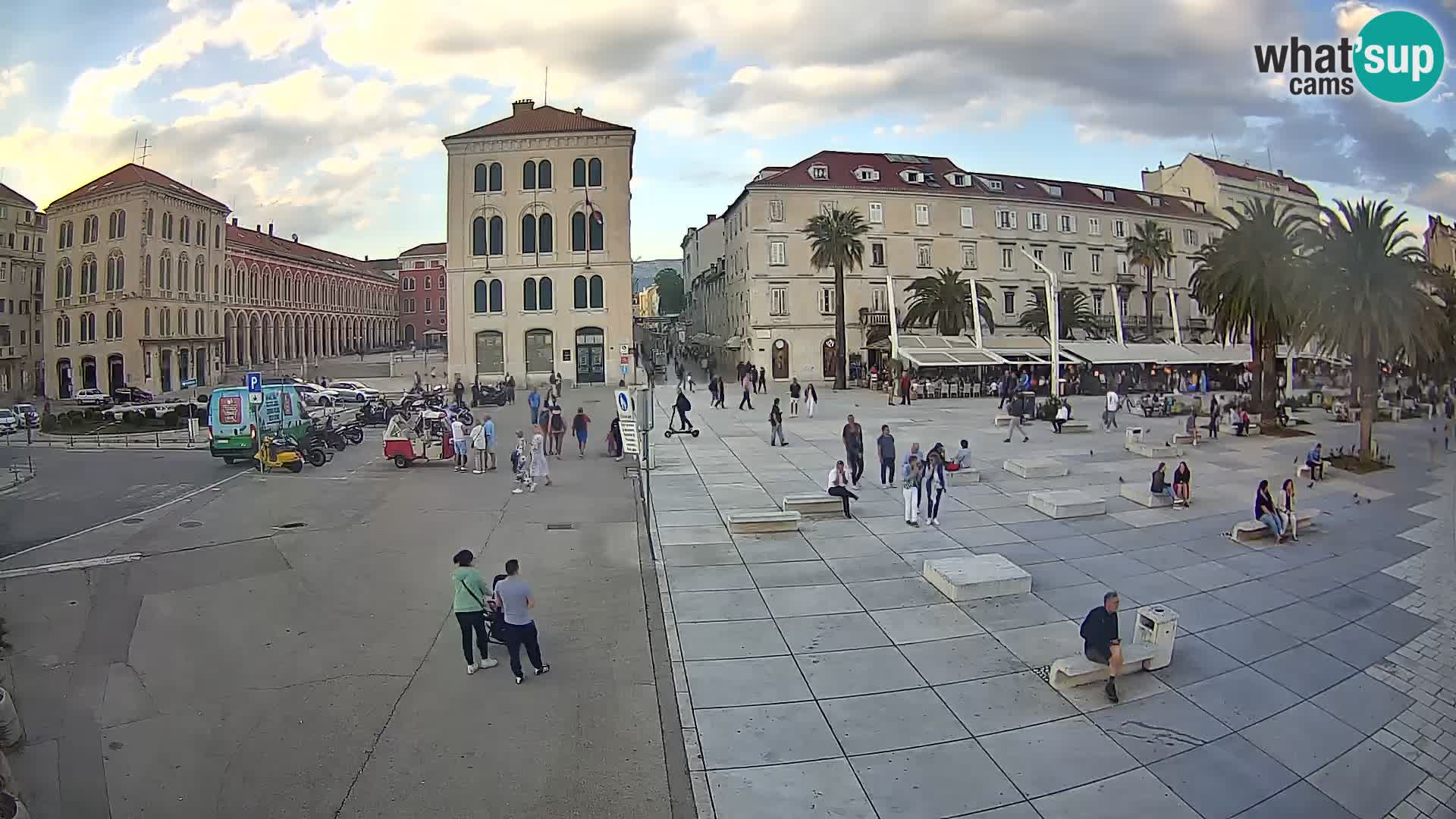 Webcam Split Riva – Prokurative | Trg Republike