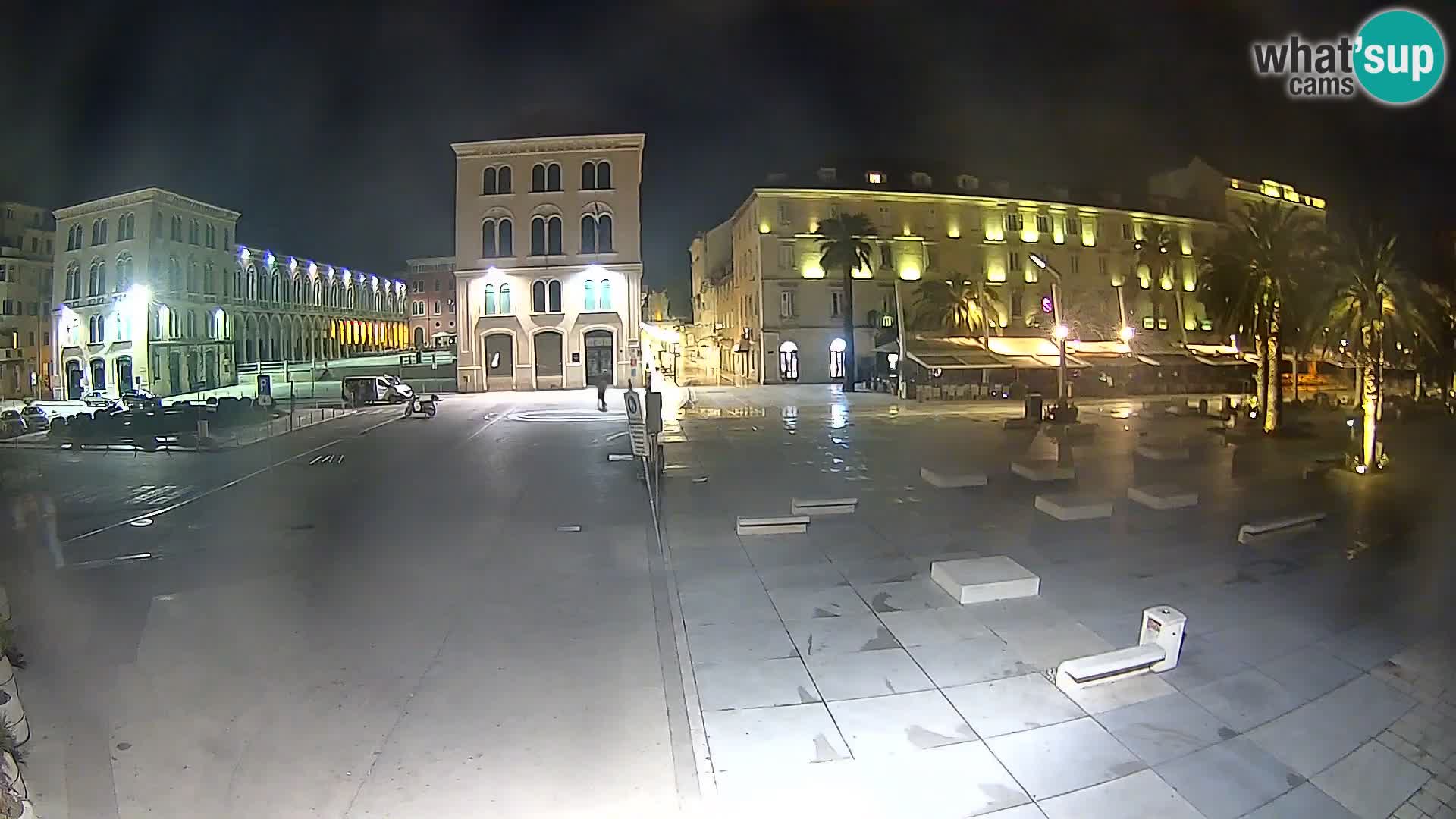 Webcam Split Riva – Prokurative | Trg Republike