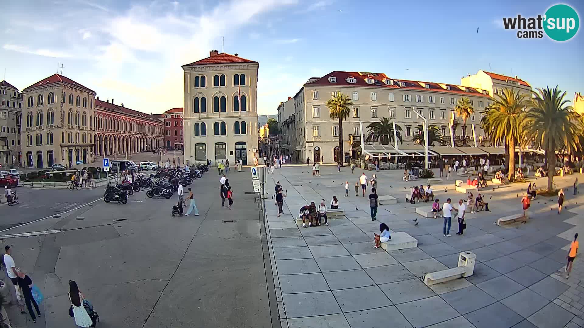 Webcam Split Riva – Prokurative | Trg Republike