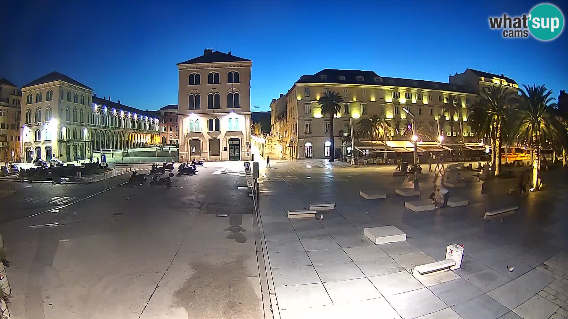 Webcam Split Riva – Prokurative | Trg Republike