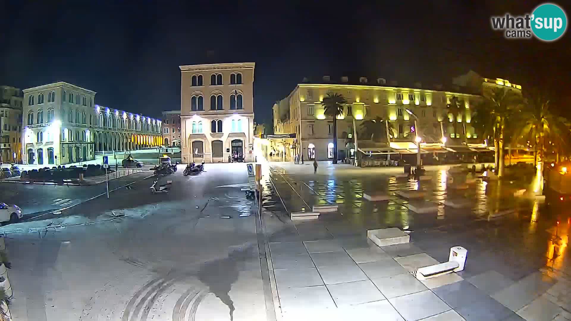 Webcam Split Riva – Prokurative | Trg Republike