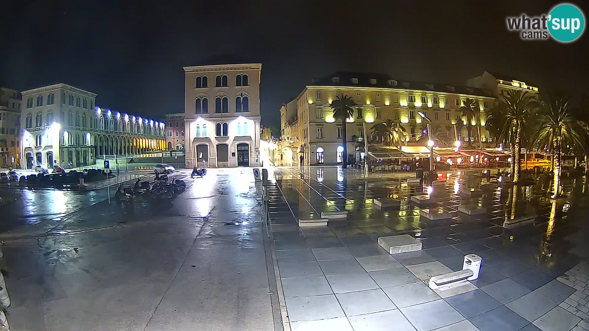 Webcam Split Riva – Prokurative | Trg Republike
