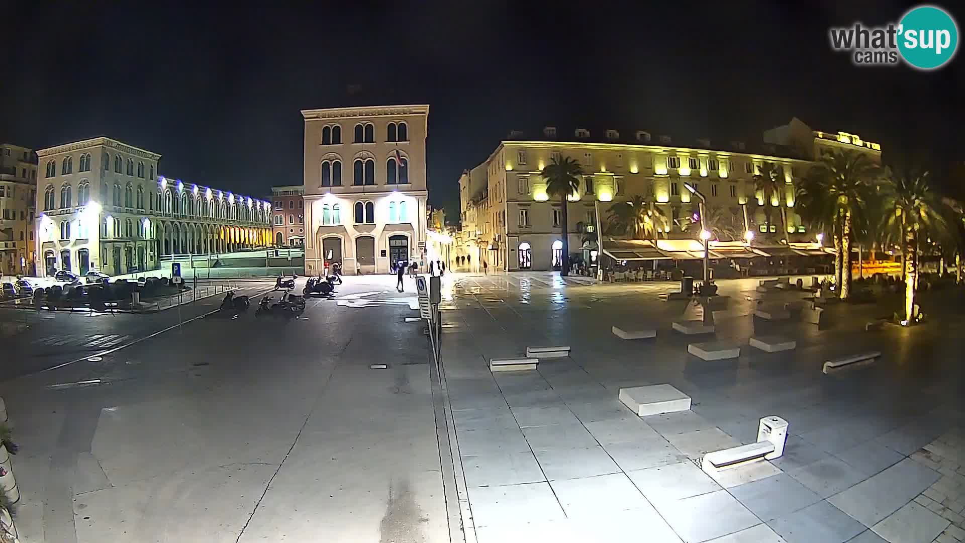 Webcam Split Riva – Prokurative | Trg Republike