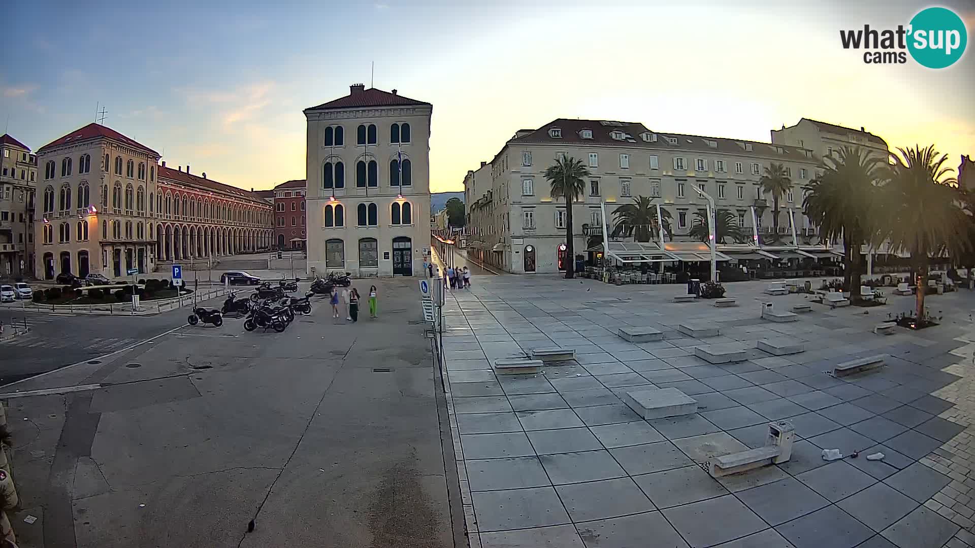 Webcam Split Riva – Prokurative | Trg Republike