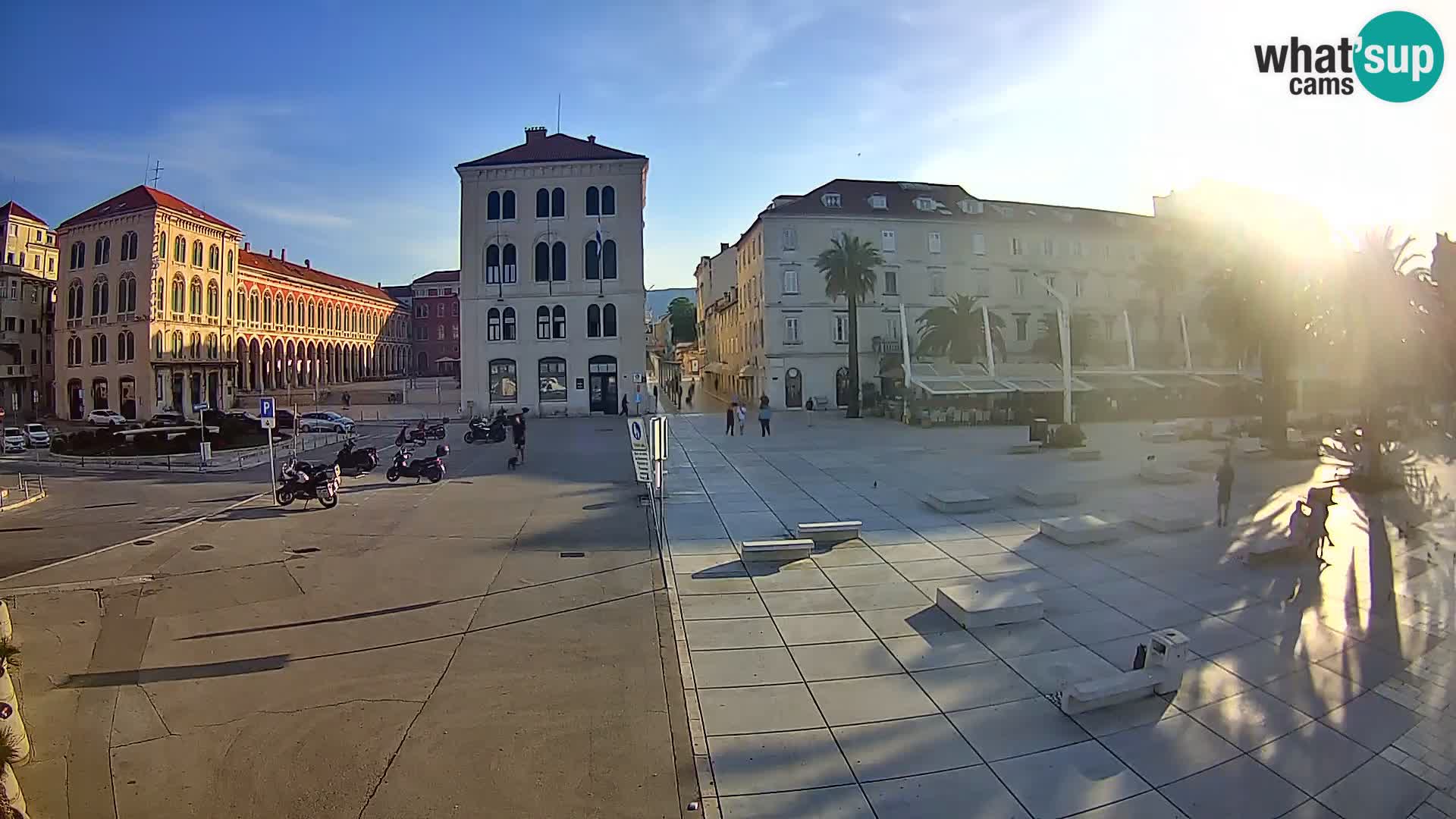 Webcam Split Riva – Prokurative | Trg Republike