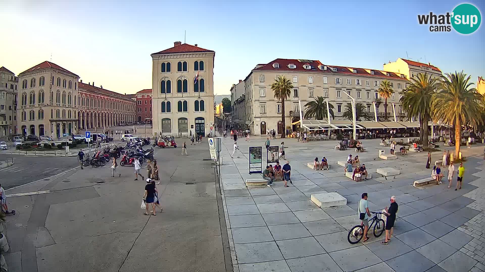 Webcam Split Riva – Prokurative | Trg Republike