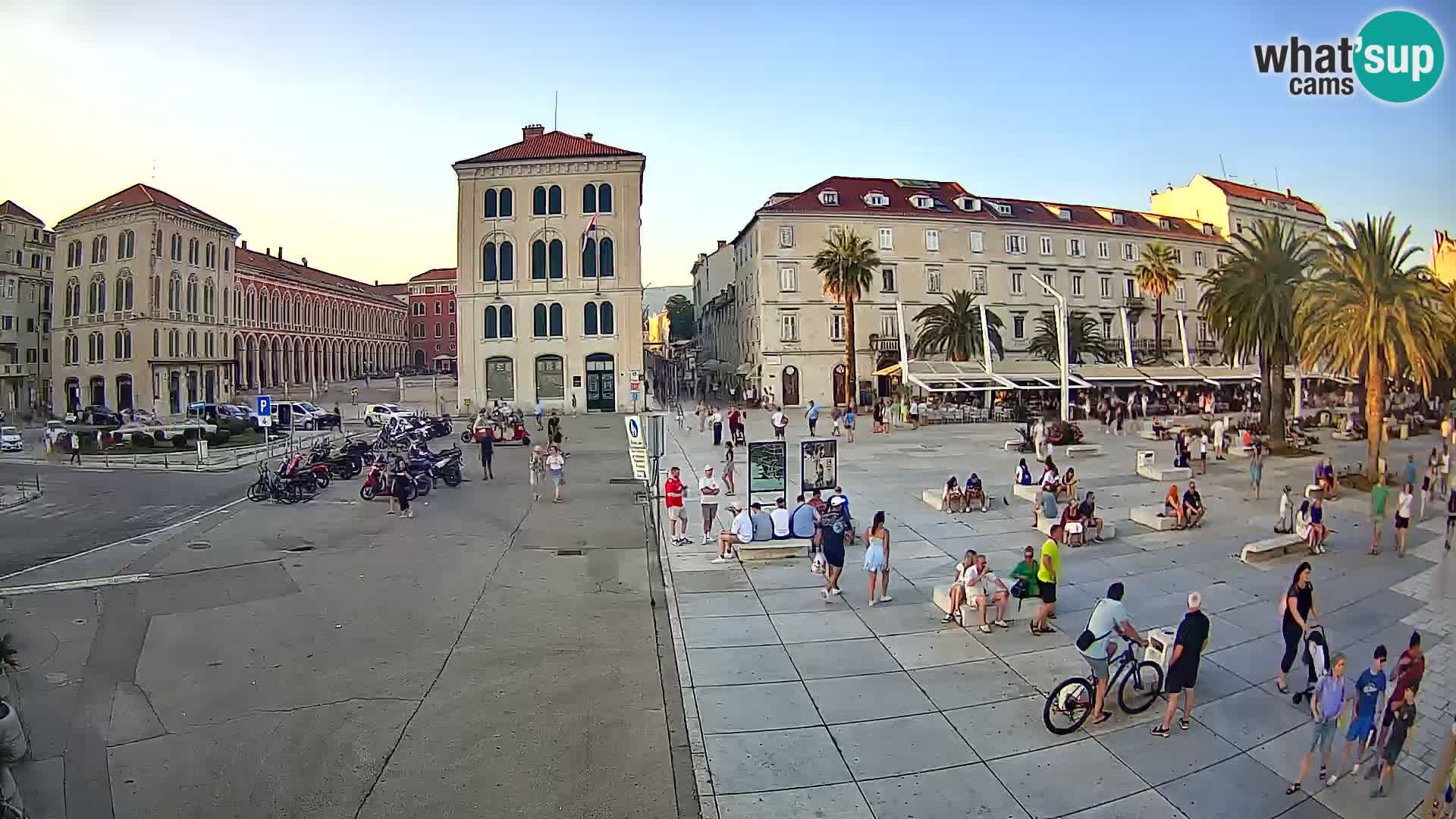 Webcam Split Riva – Prokurative | Trg Republike
