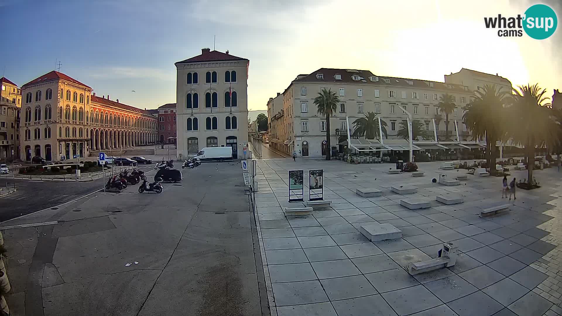 Webcam Split Riva – Prokurative | Trg Republike