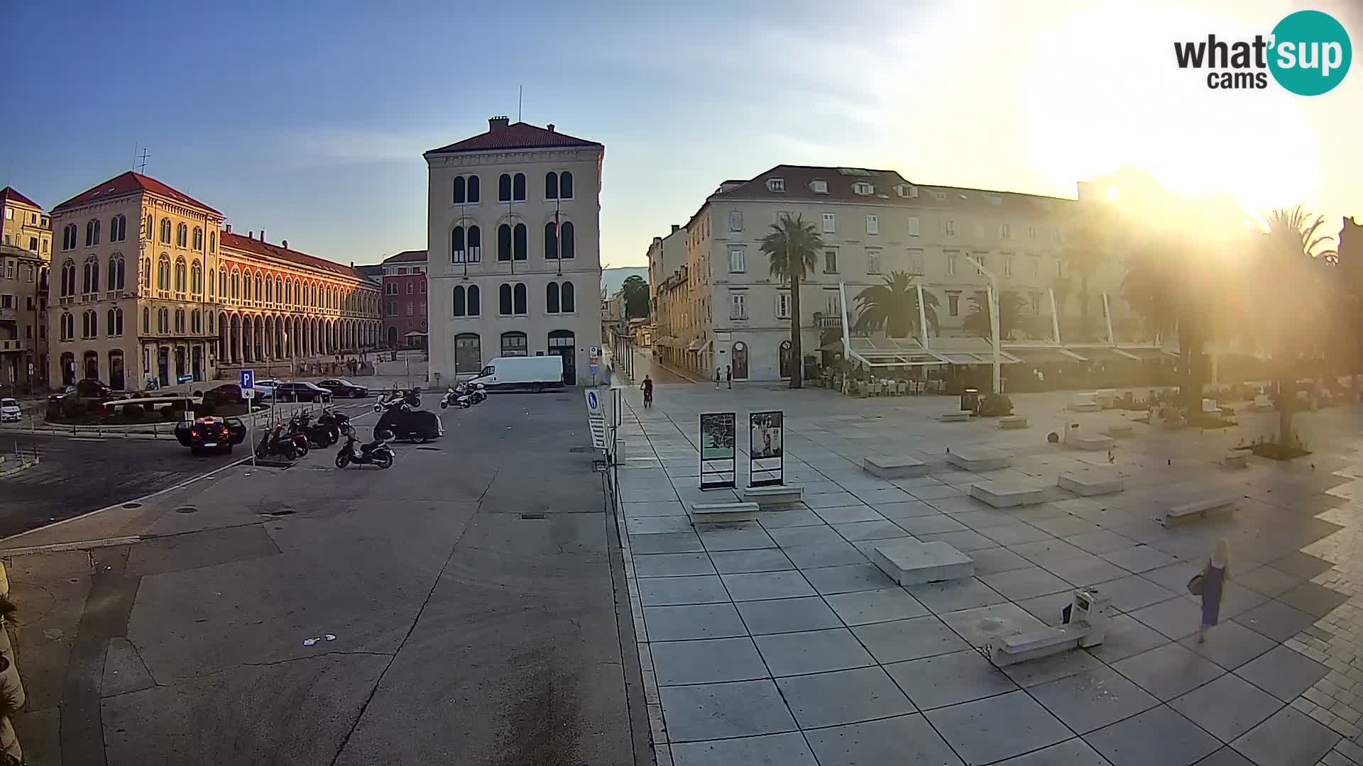 Webcam Split Riva – Prokurative | Trg Republike