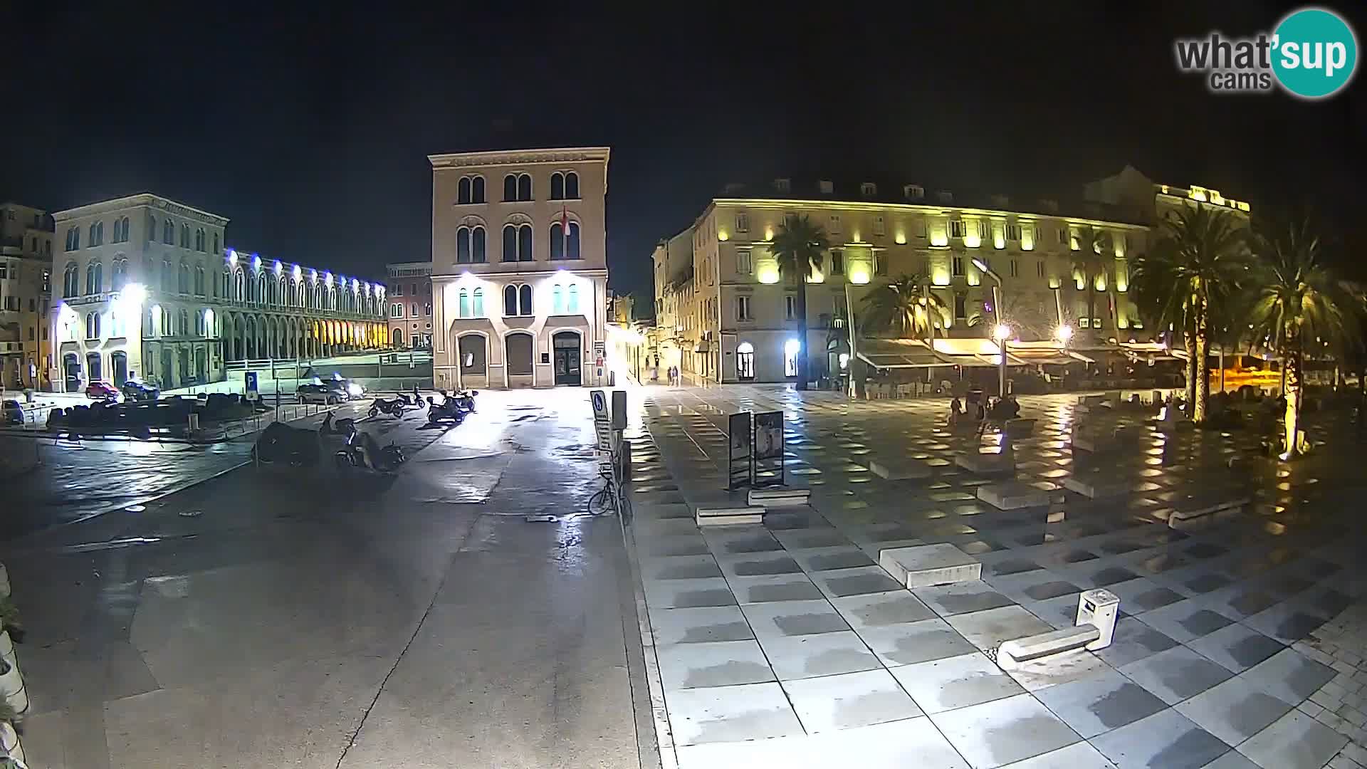 Webcam Split Riva – Prokurative | Trg Republike