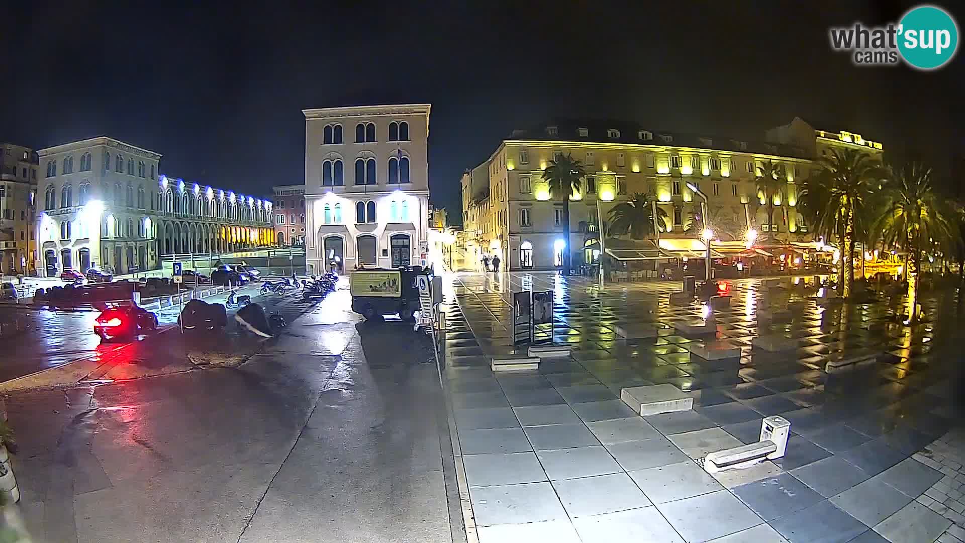 Webcam Split Riva – Prokurative | Trg Republike