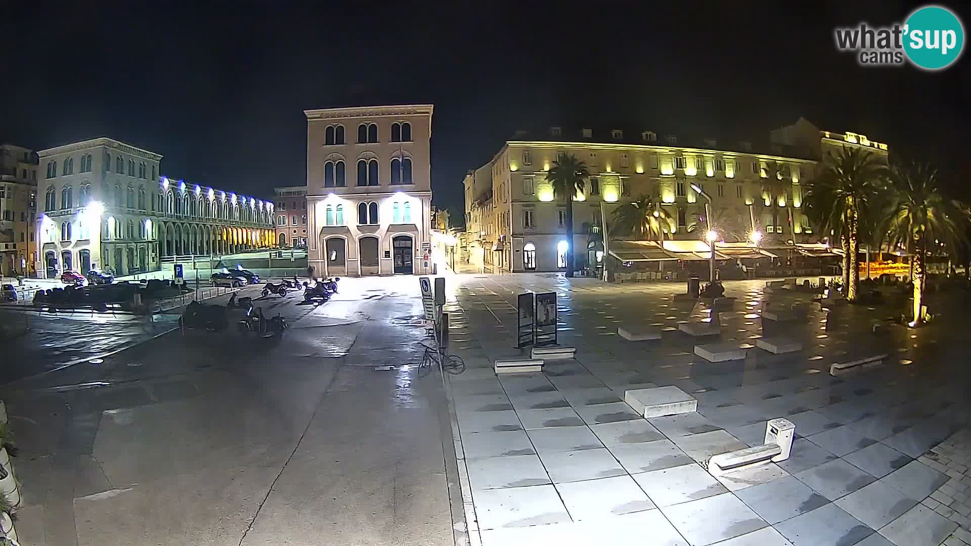 Webcam Split Riva – Prokurative | Trg Republike
