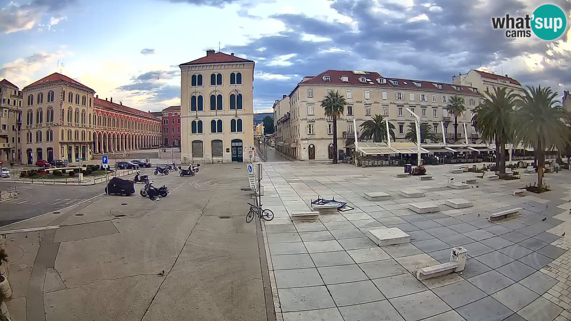 Webcam Split Riva – Prokurative | Trg Republike