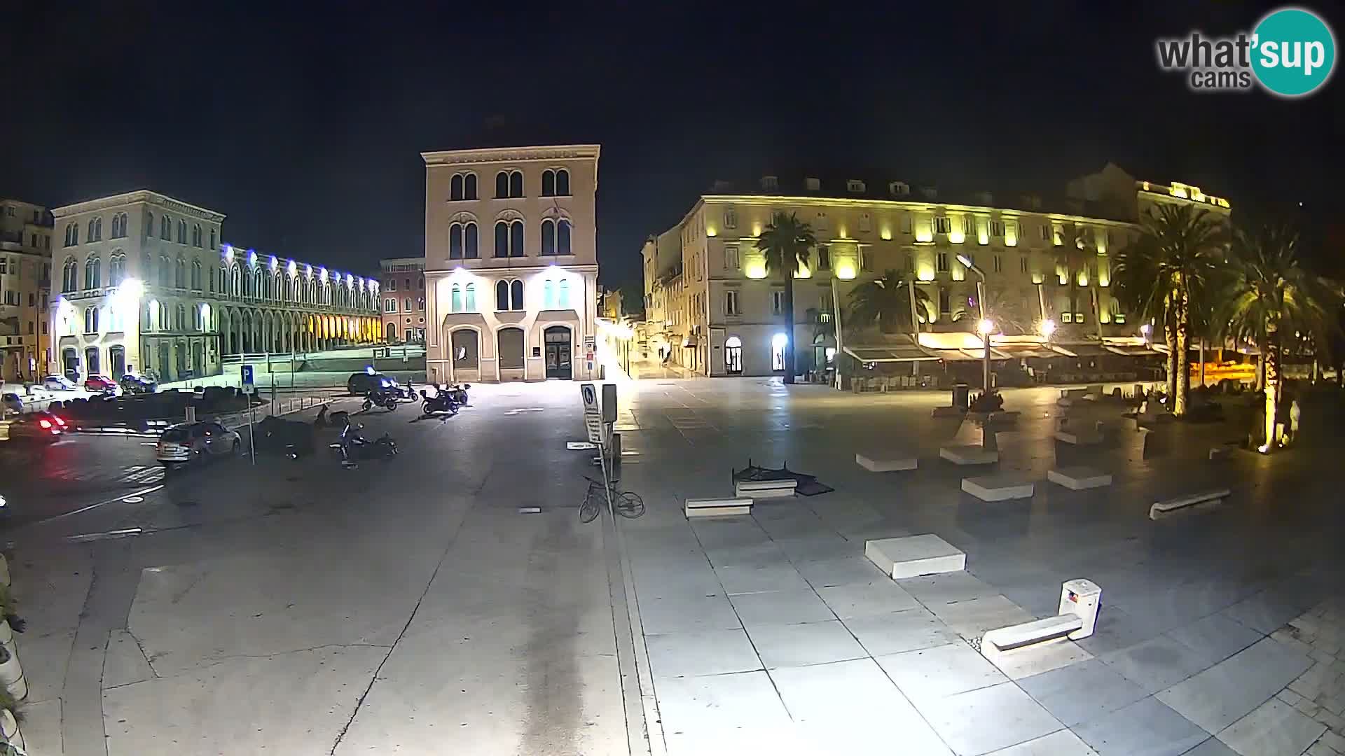 Webcam Split Riva – Prokurative | Trg Republike