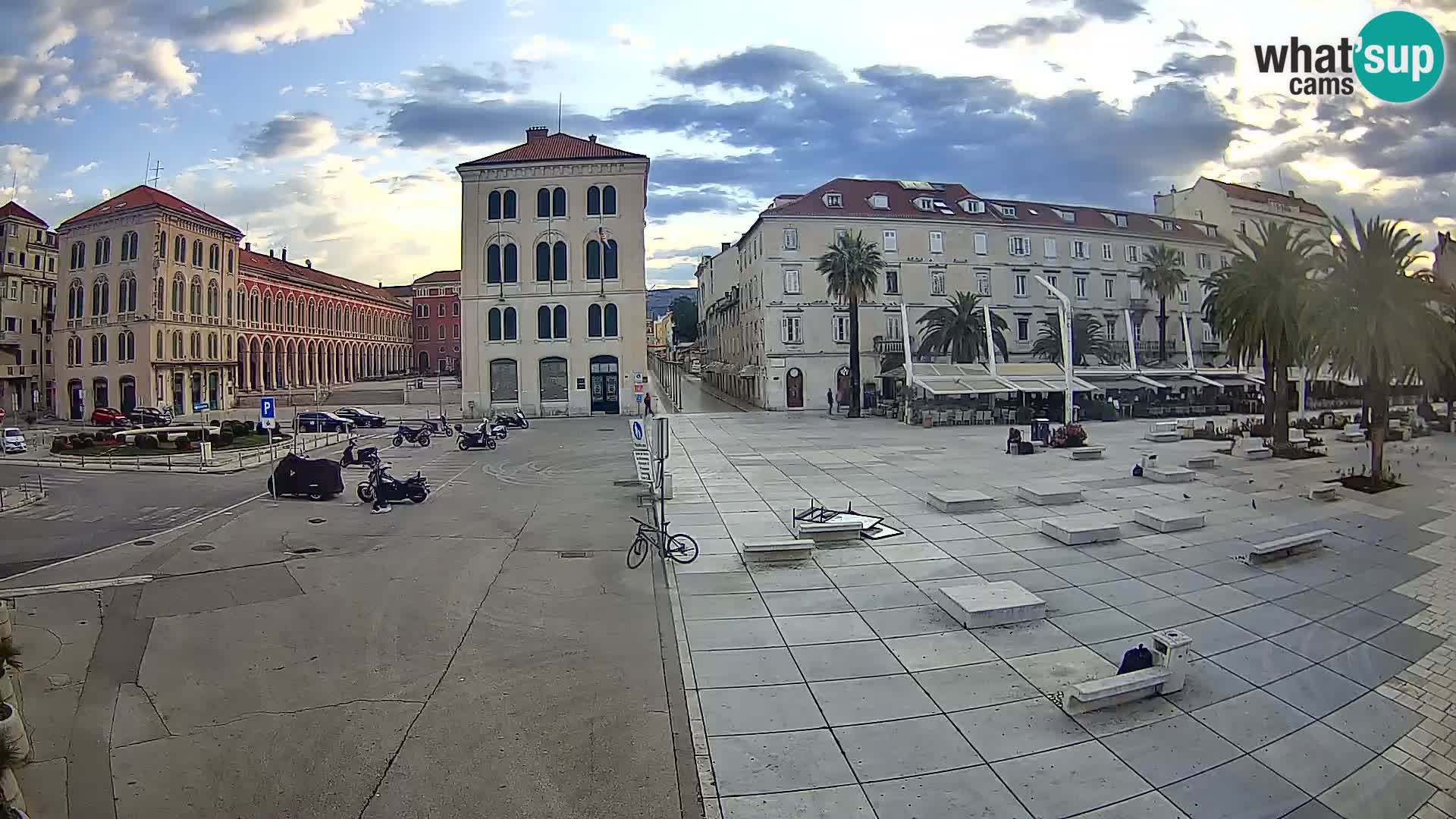 Webcam Split Riva – Prokurative | Trg Republike