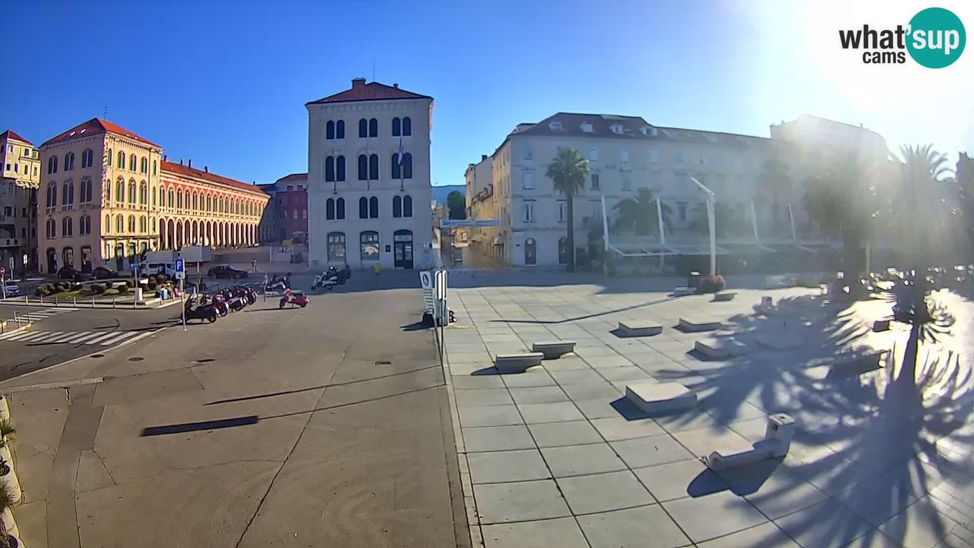 Webcam Split Riva – Prokurative | Trg Republike