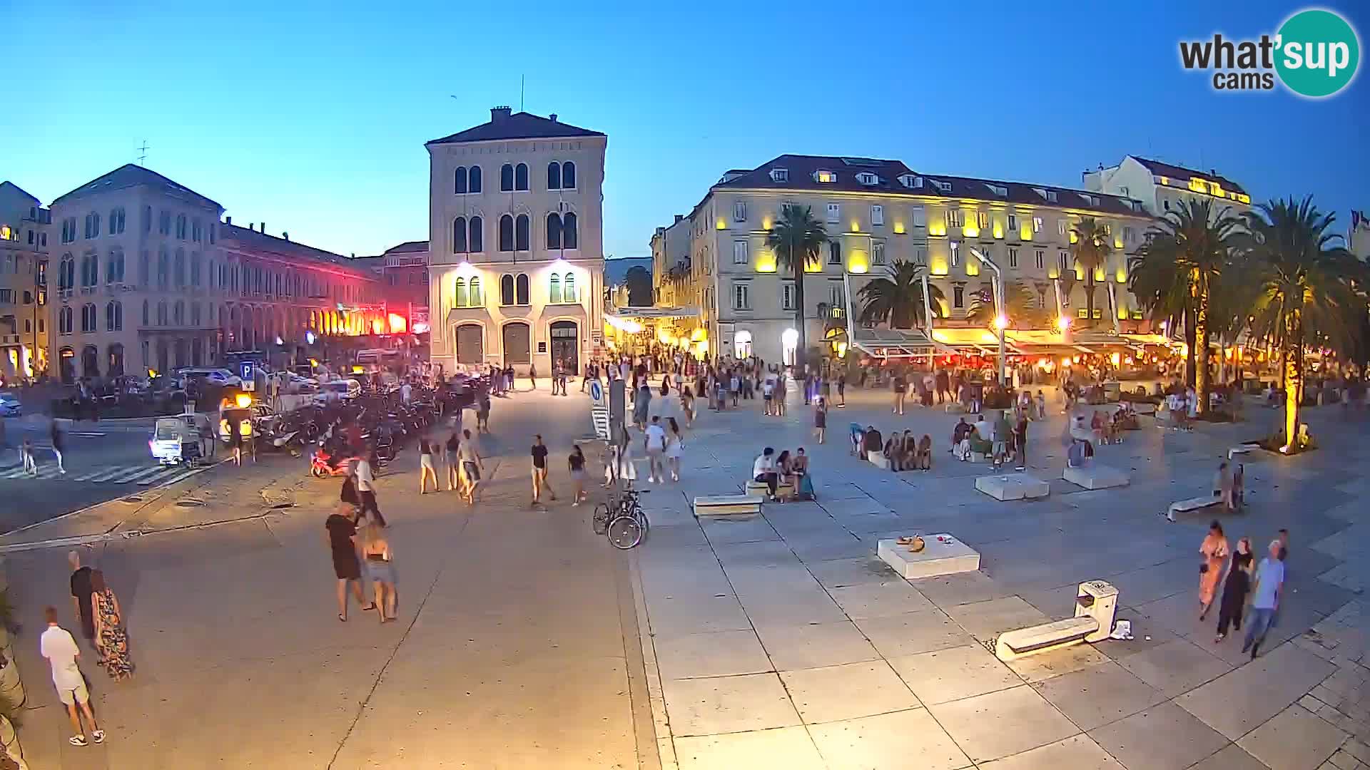 Webcam Split Riva – Prokurative | Trg Republike