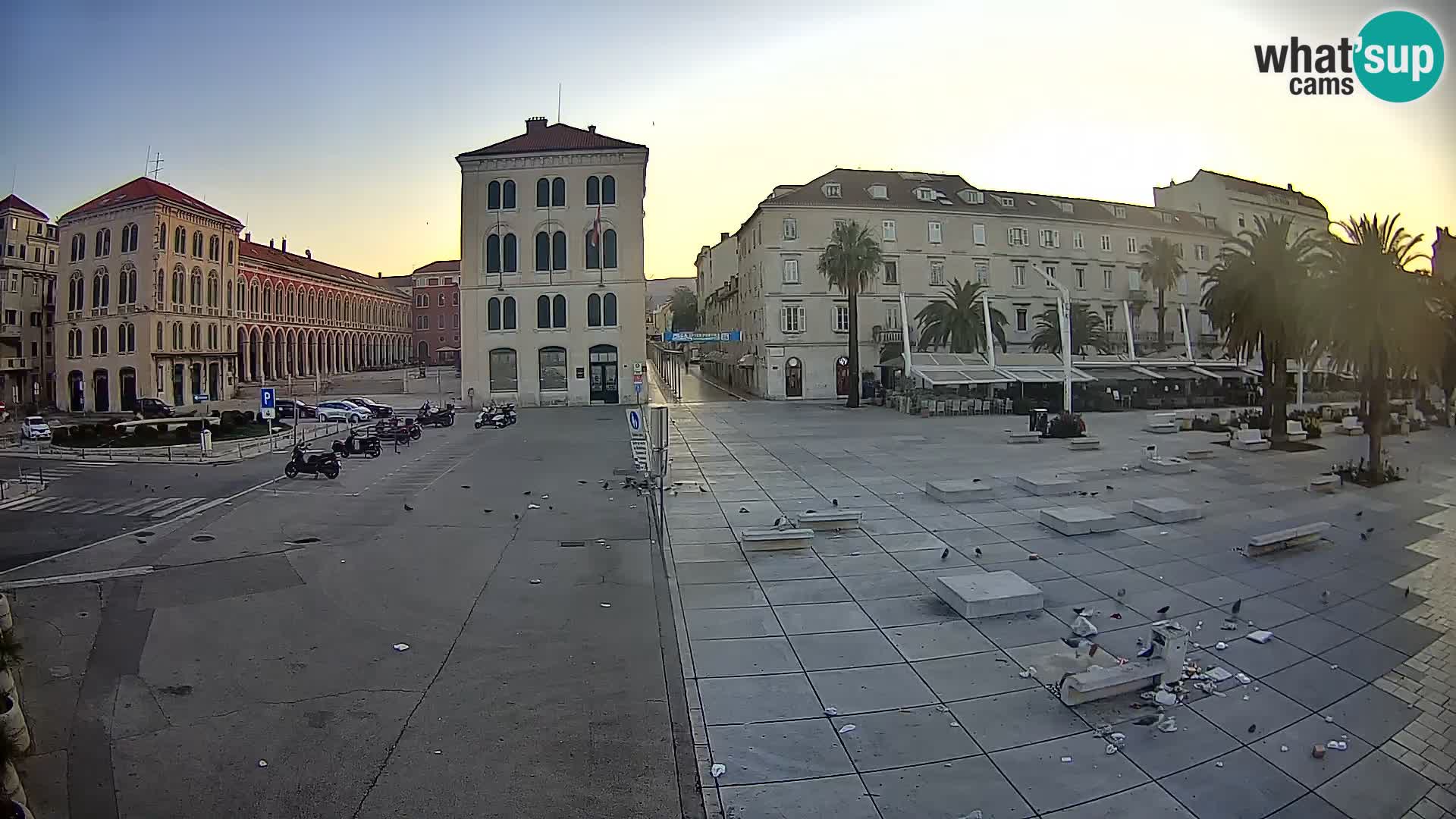 Webcam Split Riva – Prokurative | Trg Republike