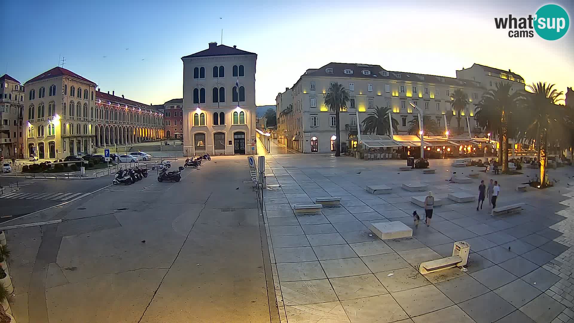 Webcam Split Riva – Prokurative | Trg Republike